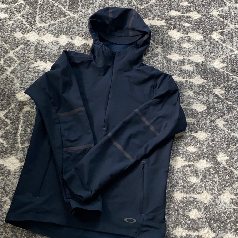 Oakley jacket- like new